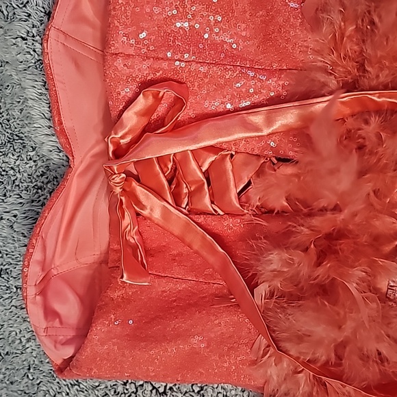 Pink Feather Dress - Picture 4 of 4